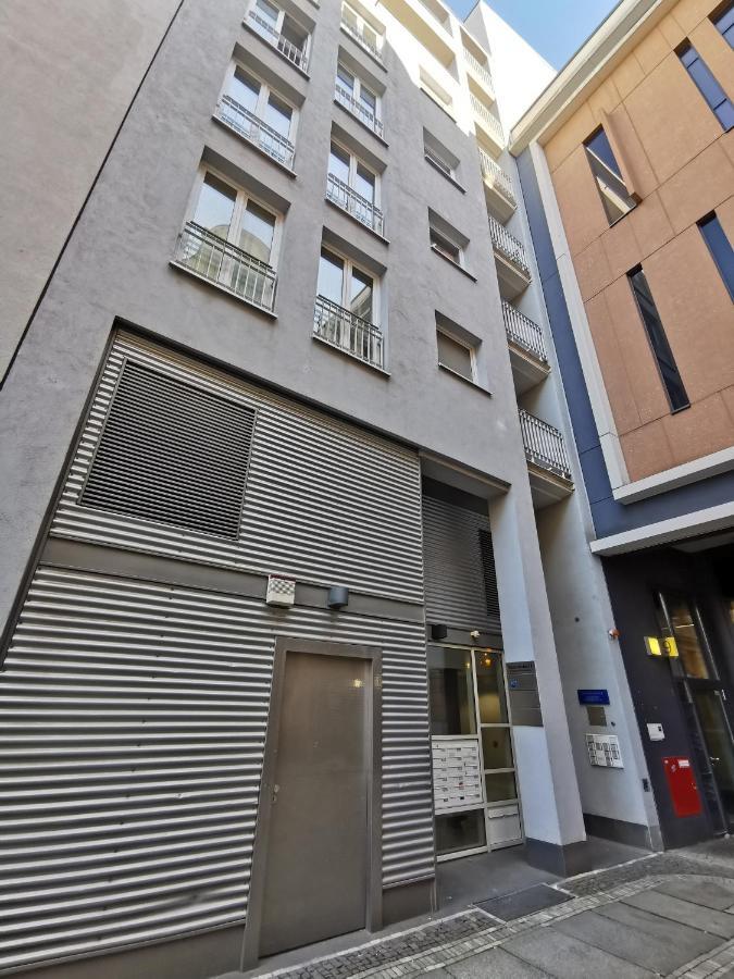 Zentrale - Ferienwohnung Am Thomaskirchhof ไลป์ซิก ภายนอก รูปภาพ